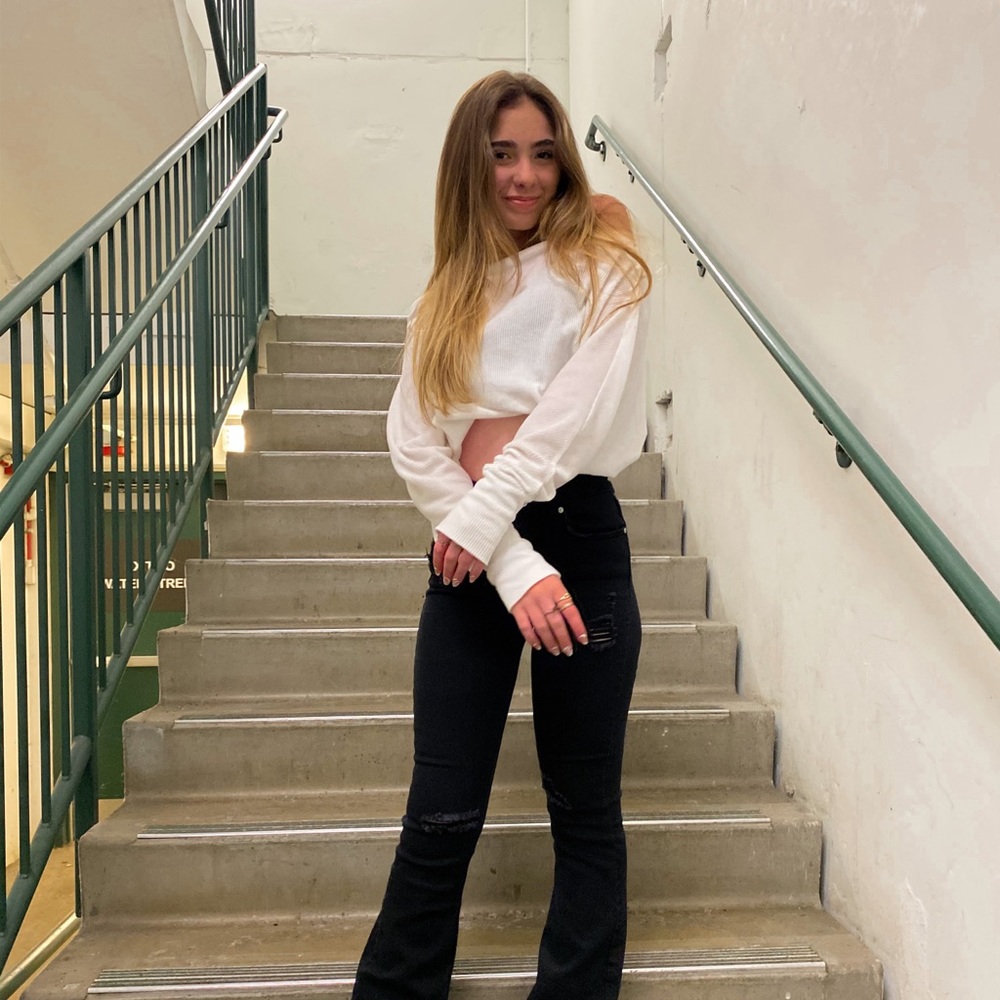 Meet your Posher, Sophia